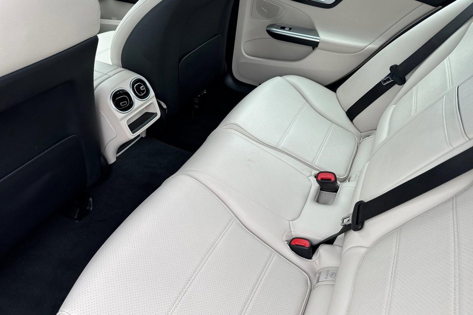 Certified 2025 Mercedes-Benz C 300 4MATIC Sedan image 26