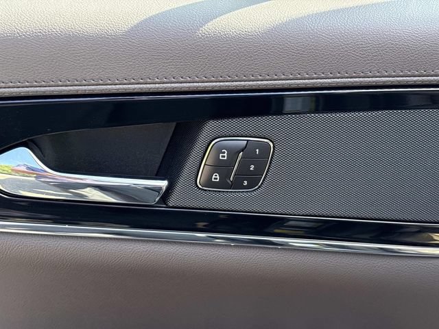 Certified 2023 Lincoln Nautilus AWD w/ Premium Package image 24