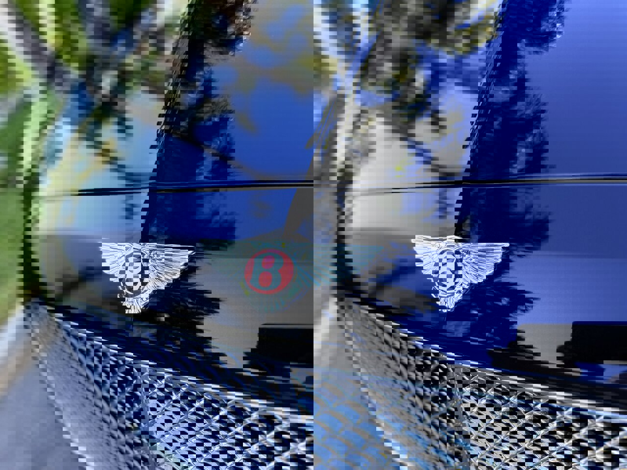 Used 2015 Bentley Flying Spur V8 image 34