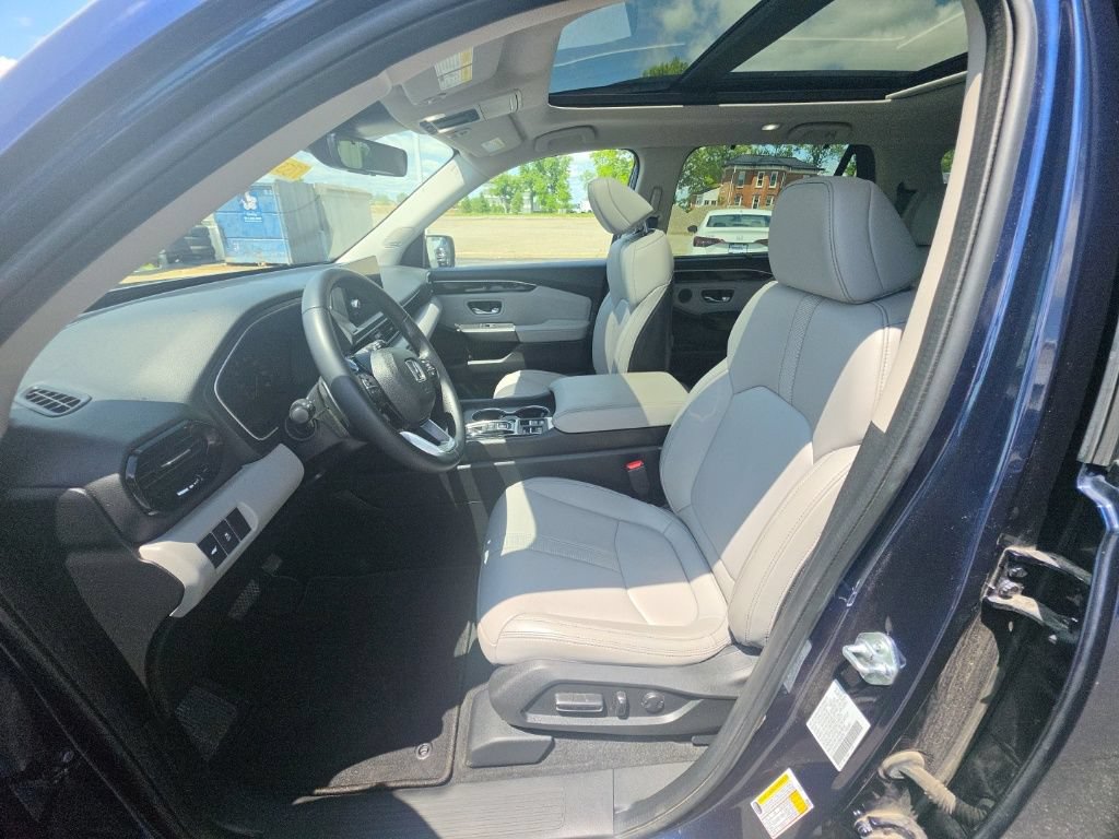 Certified 2023 Honda Pilot Touring image 14