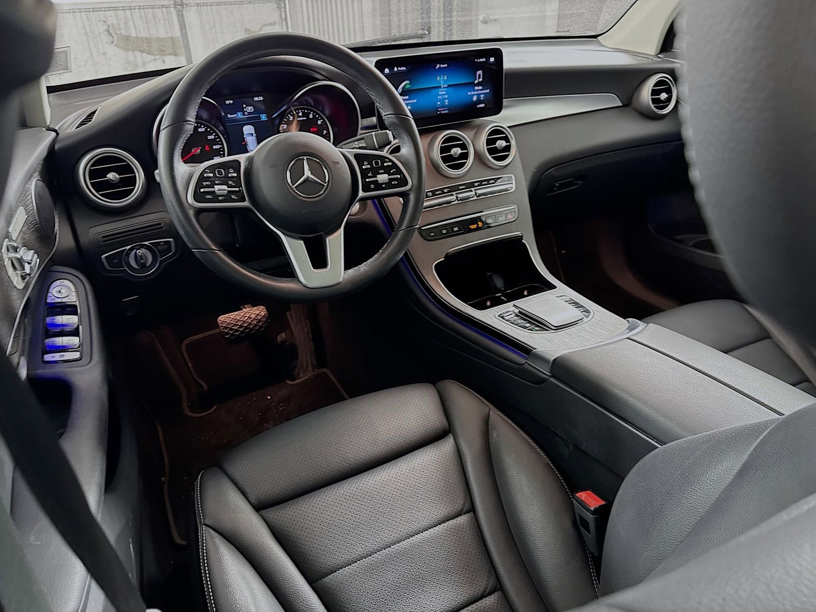 Used 2022 Mercedes-Benz GLC 300 4MATIC image 19