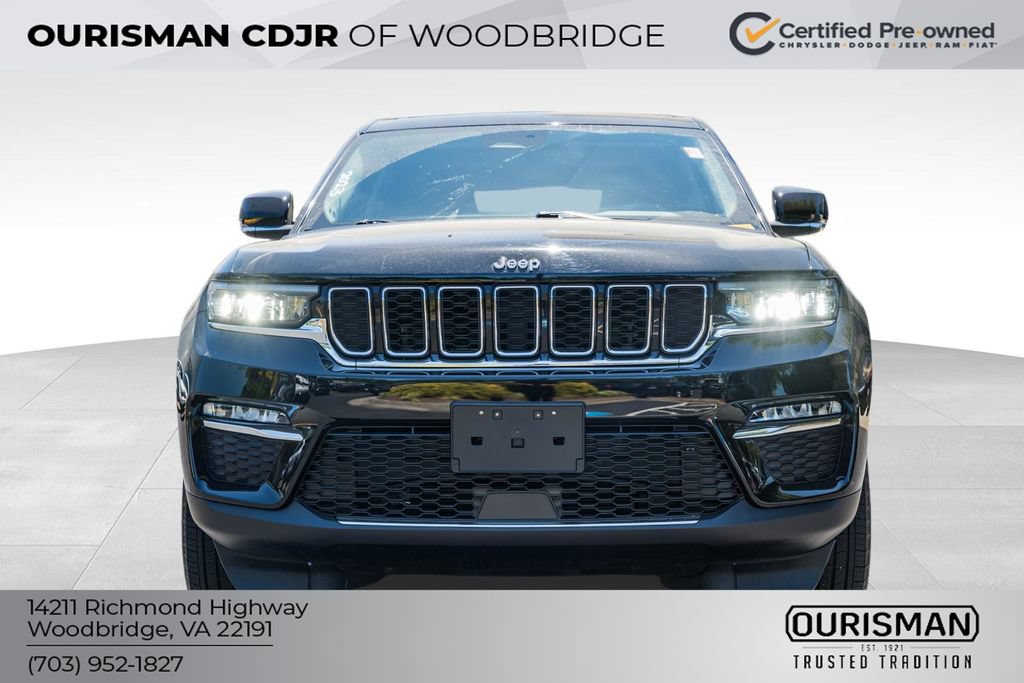 Used 2023 Jeep Grand Cherokee Limited AWD/4WD image 2