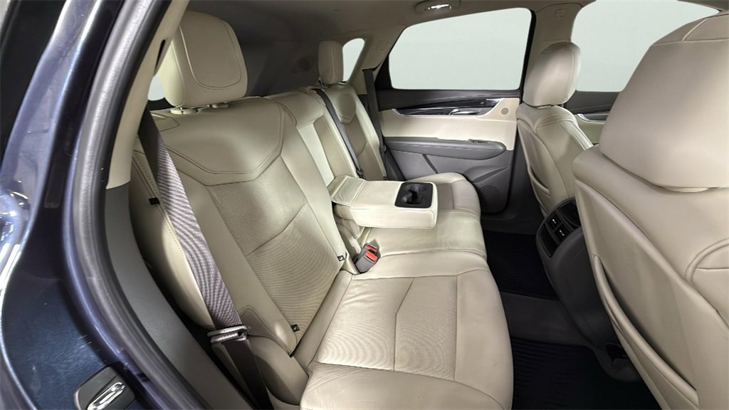 Used 2018 Cadillac XT5 Luxury w/ Driver Awareness Package image 44