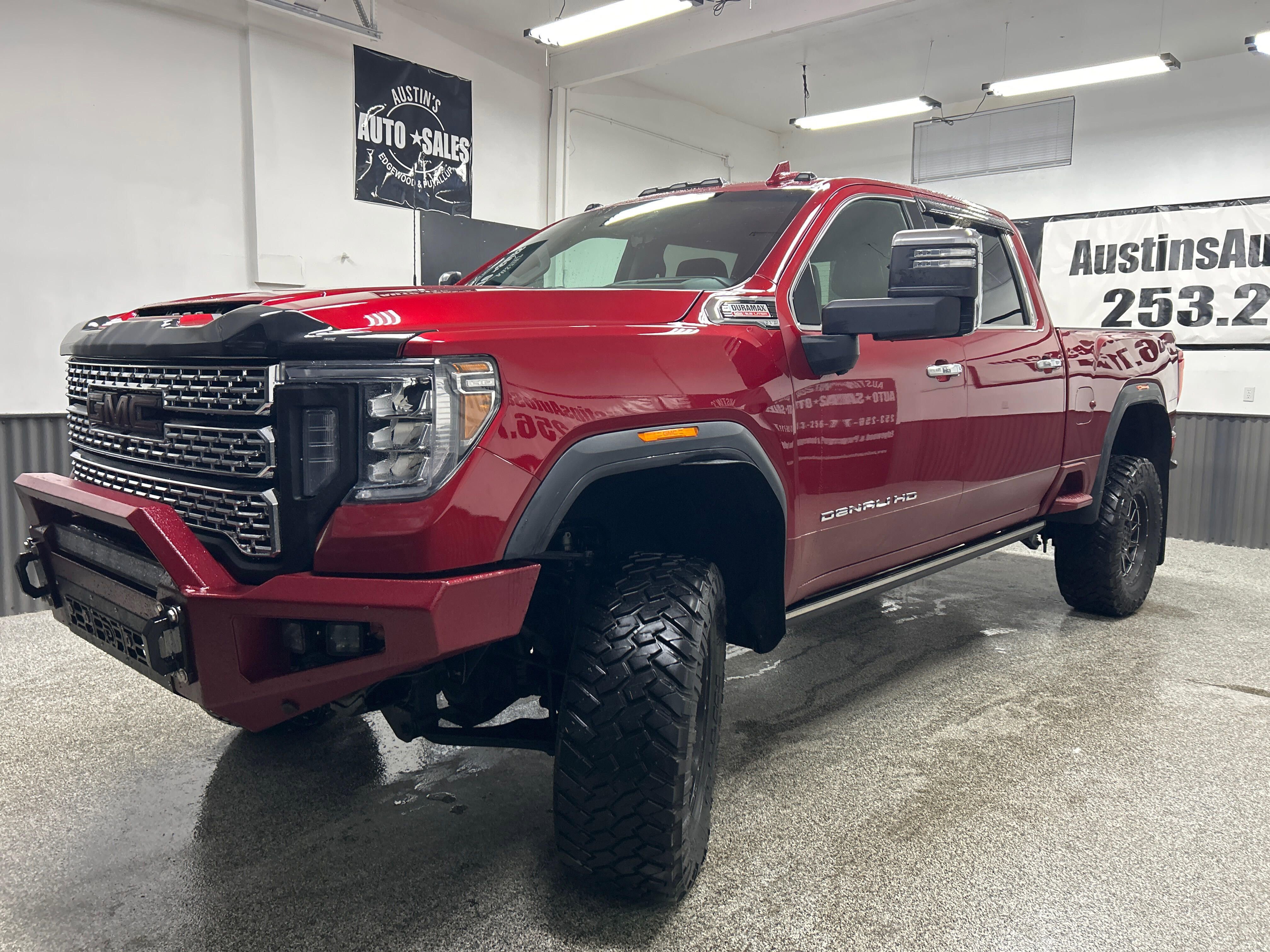 Used 2022 GMC Sierra 3500 Denali w/ Denali Ultimate Package image 3