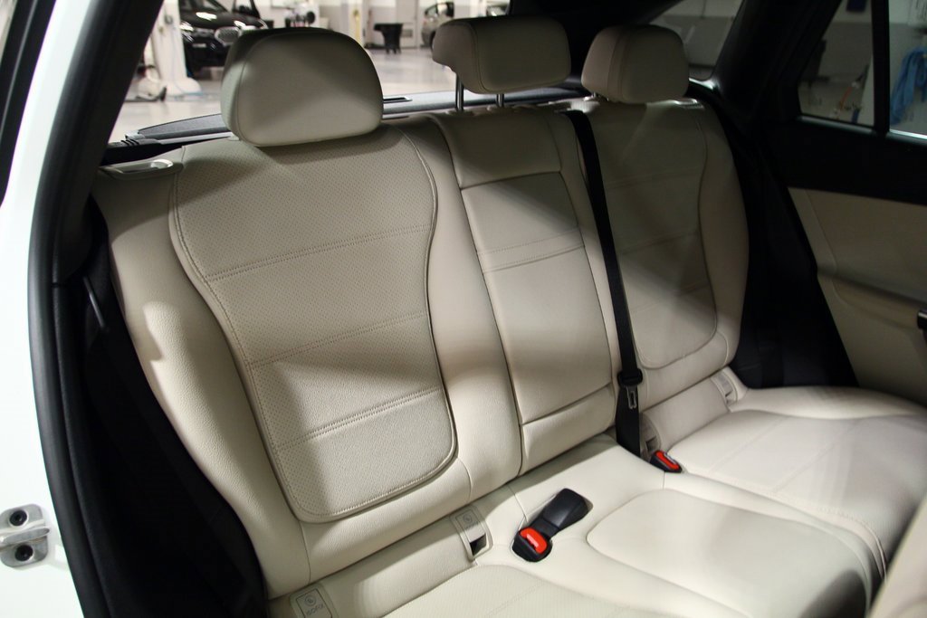 Certified 2025 Mercedes-Benz GLC 300 4MATIC image 25