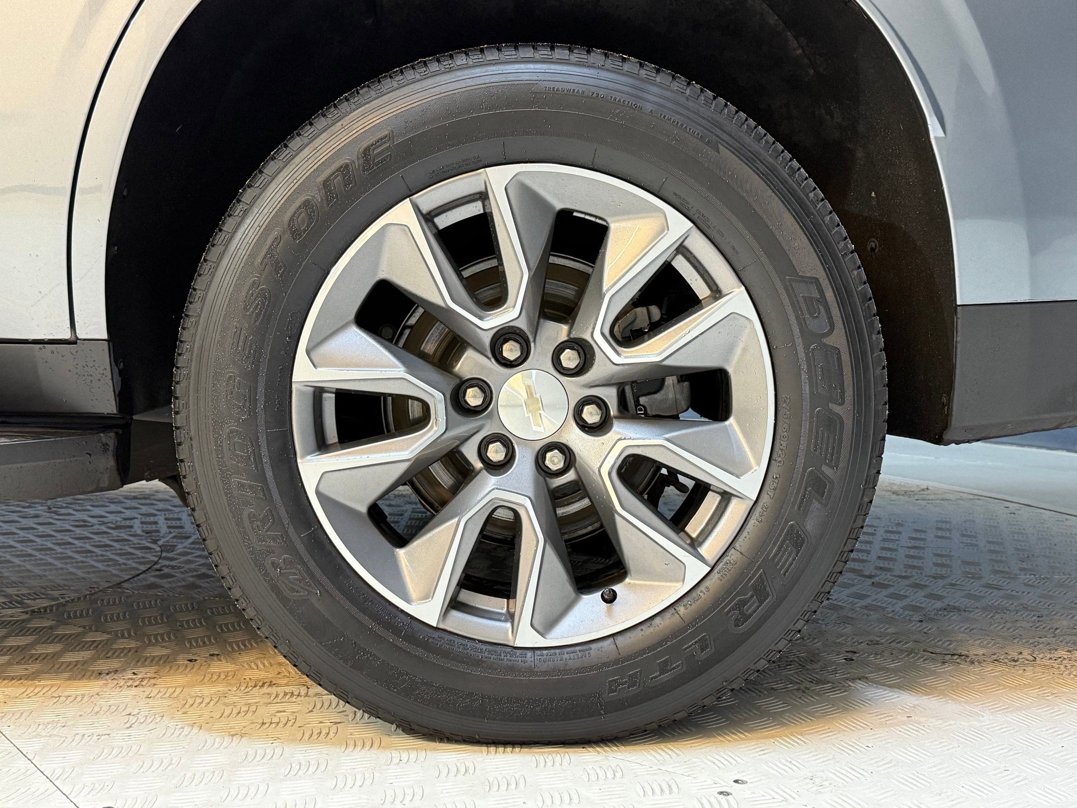 Used 2022 Chevrolet Tahoe LT w/ LT Signature Package image 12