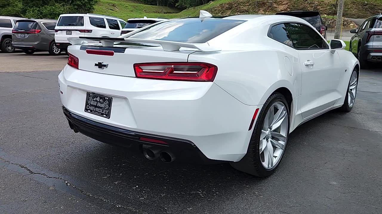 Used 2017 Chevrolet Camaro SS RWD image 5