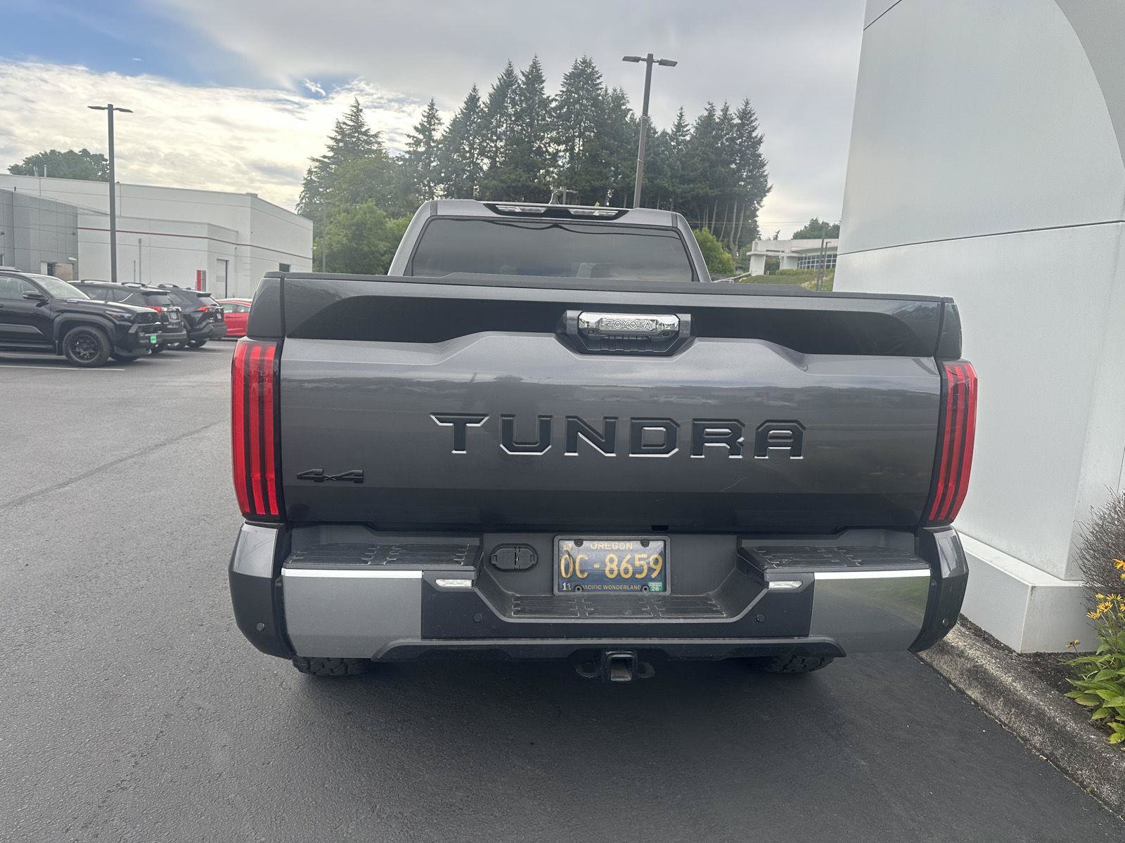 Used 2023 Toyota Tundra Limited AWD/4WD image 4