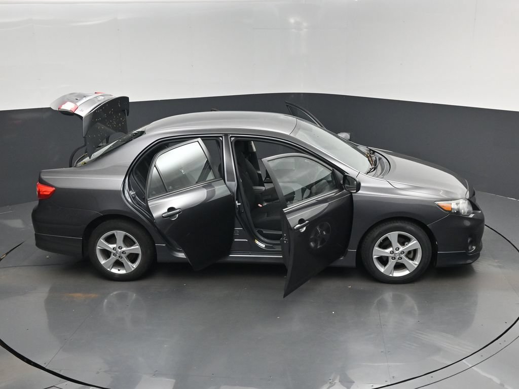 Used 2012 Toyota Corolla S FWD image 18