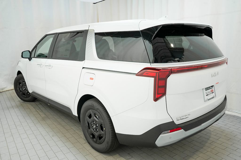 New 2026 Kia Carnival image 4