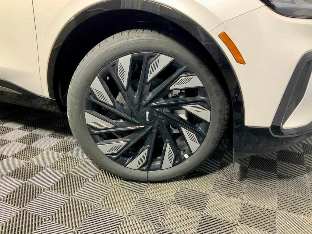 New 2026 Lincoln Nautilus Reserve image 36