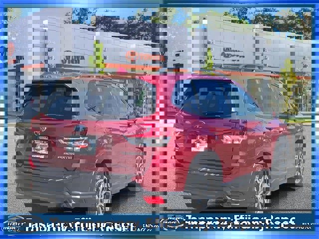 Used 2023 Subaru Forester Premium image 6