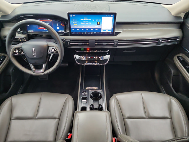 Used 2023 Lincoln Corsair FWD image 12