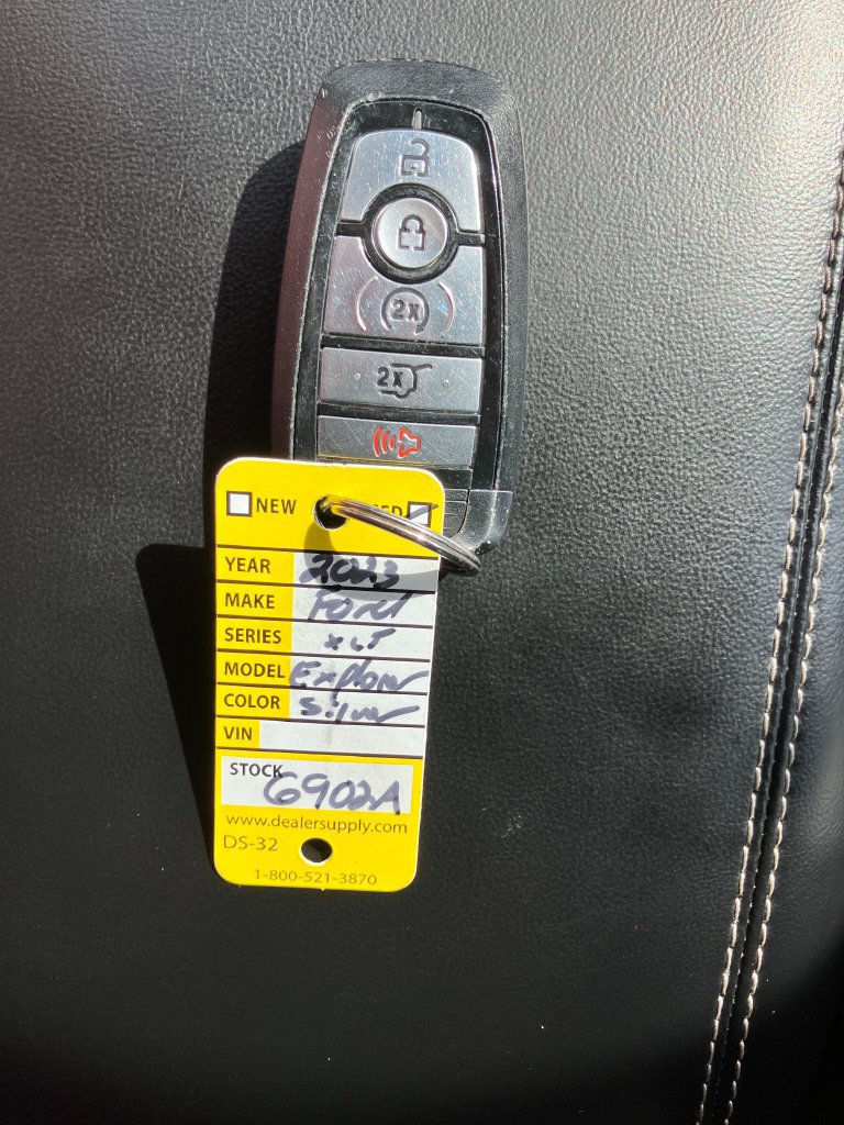 Used 2023 Ford Explorer XLT w/ Equipment Group 202A AWD/4WD image 24