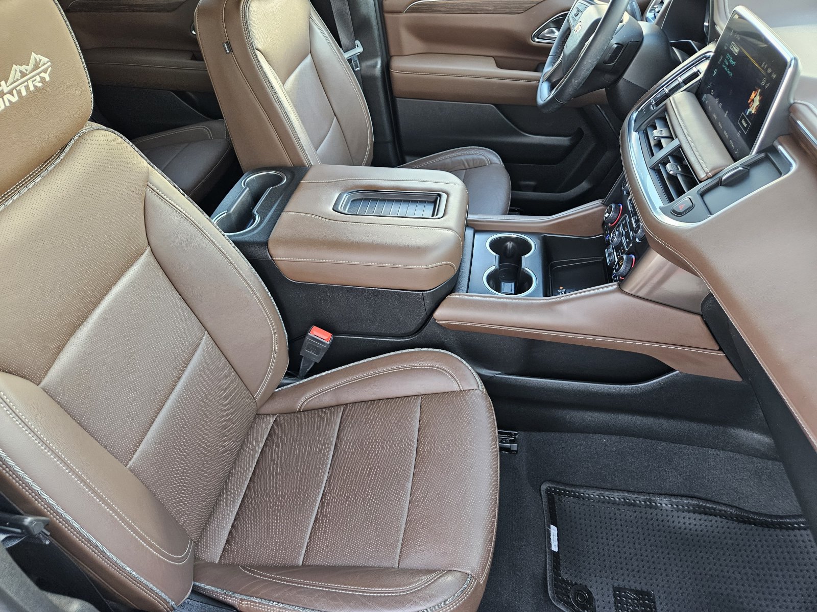 Certified 2023 Chevrolet Suburban High Country AWD/4WD image 18