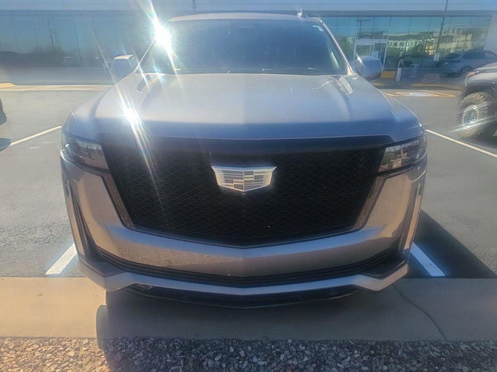 Used 2021 Cadillac Escalade ESV Sport Platinum w/ LPO, ONYX Package image 2