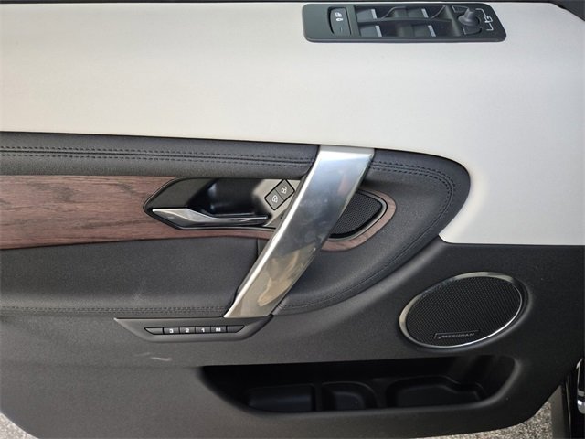 New 2025 Land Rover Discovery Sport S image 20