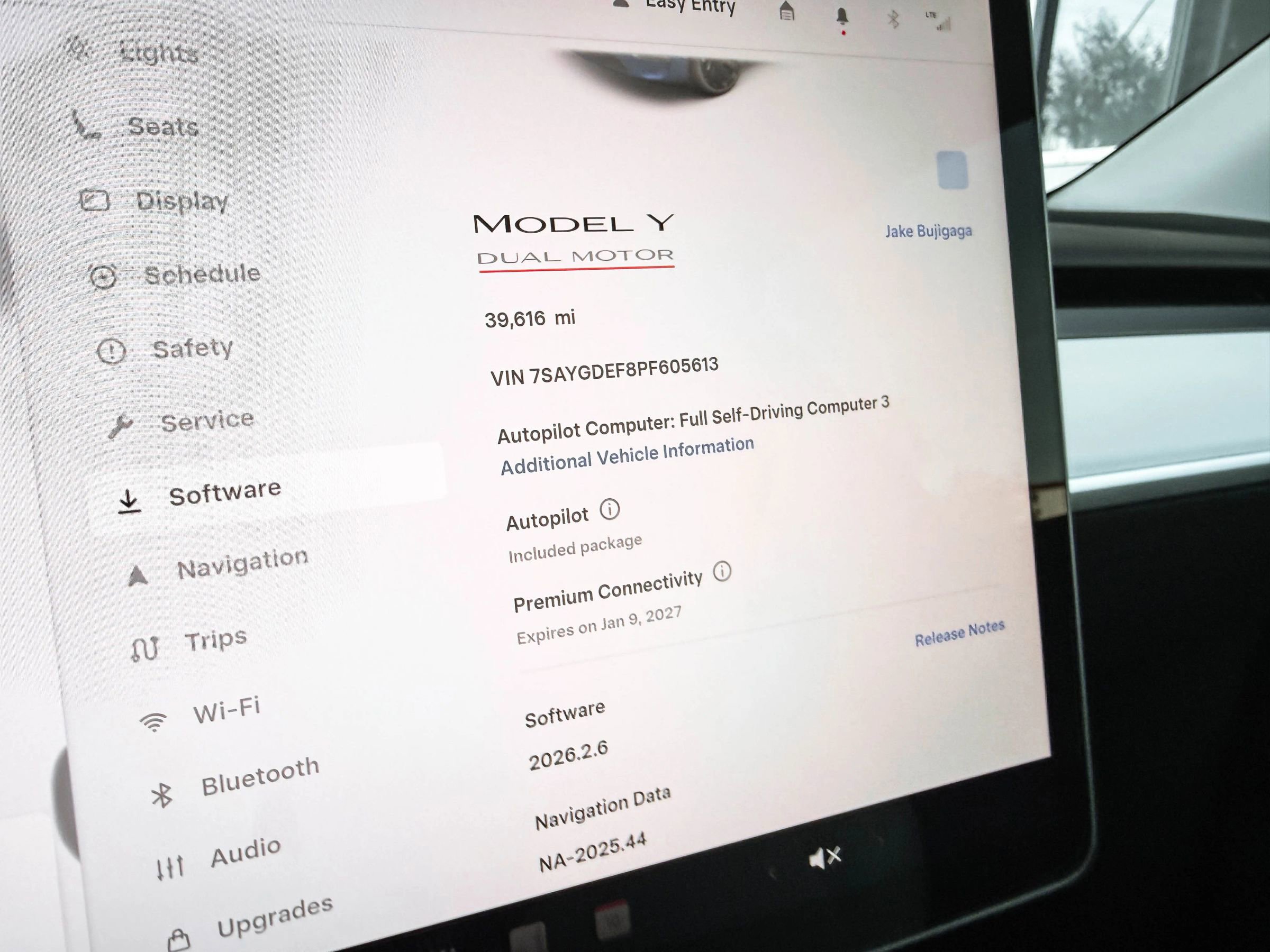 Used 2023 Tesla Model Y Performance image 17