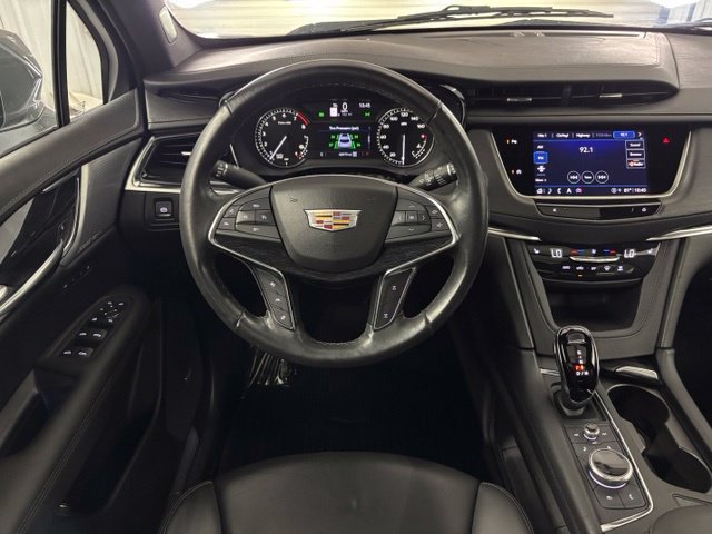 Used 2023 Cadillac XT5 Premium Luxury AWD/4WD image 16