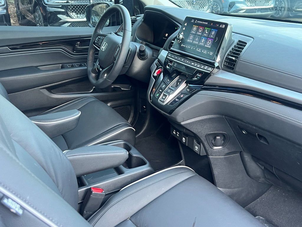 Used 2026 Honda Odyssey Touring image 12