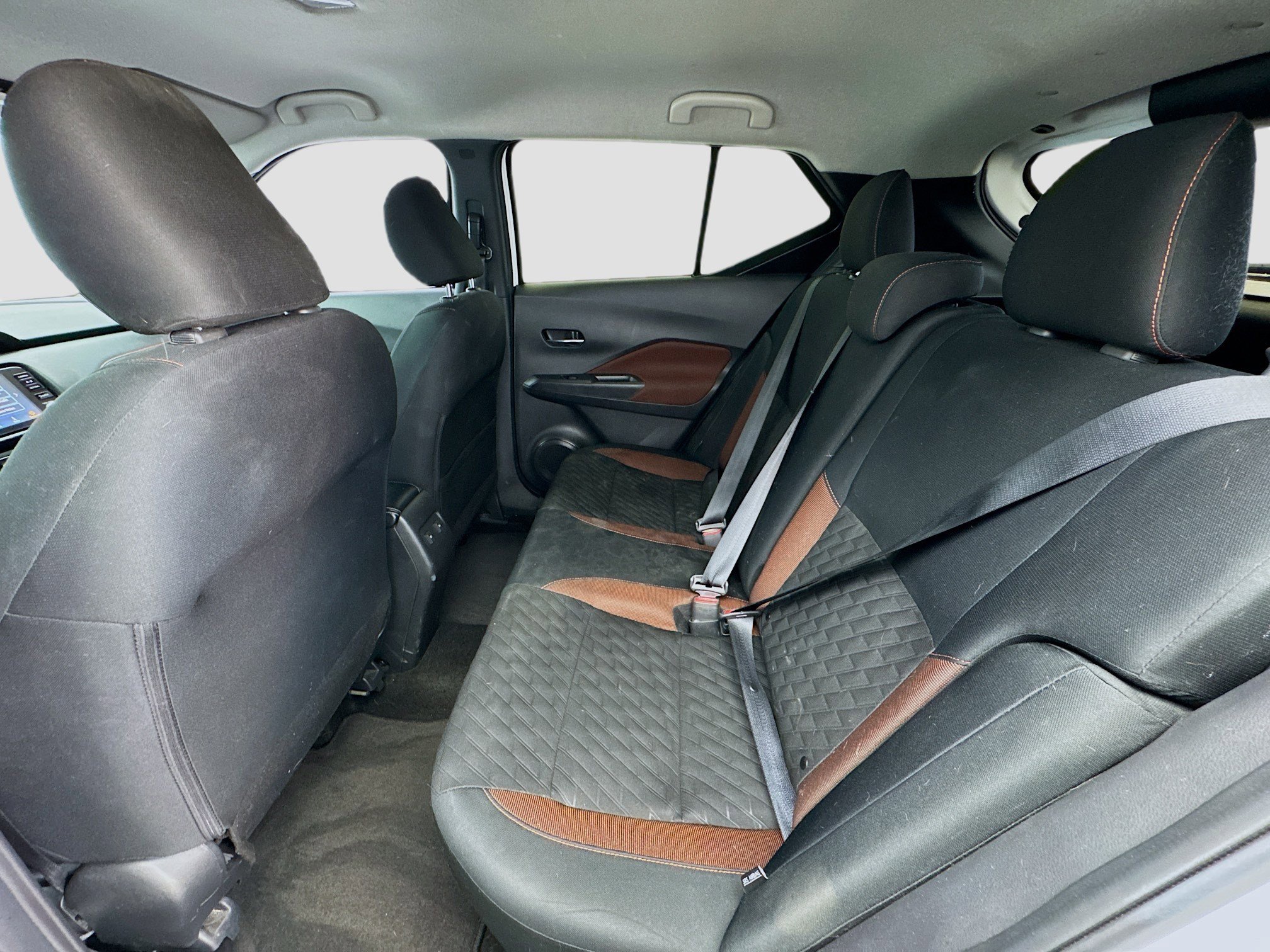 Used 2022 Nissan Kicks SR w/ Interior Electronics Package FWD image 15