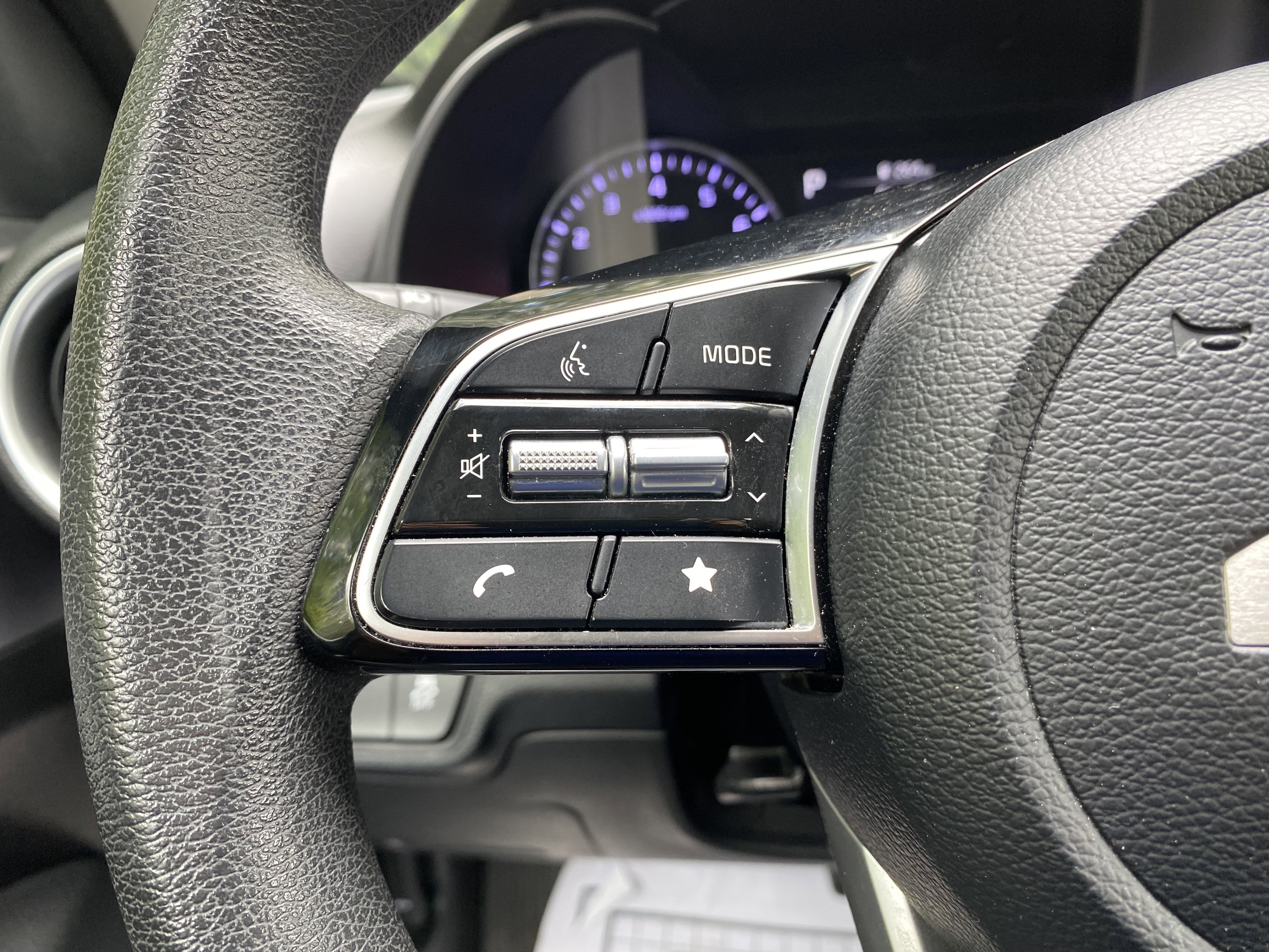 Used 2024 Kia Forte LXS image 18