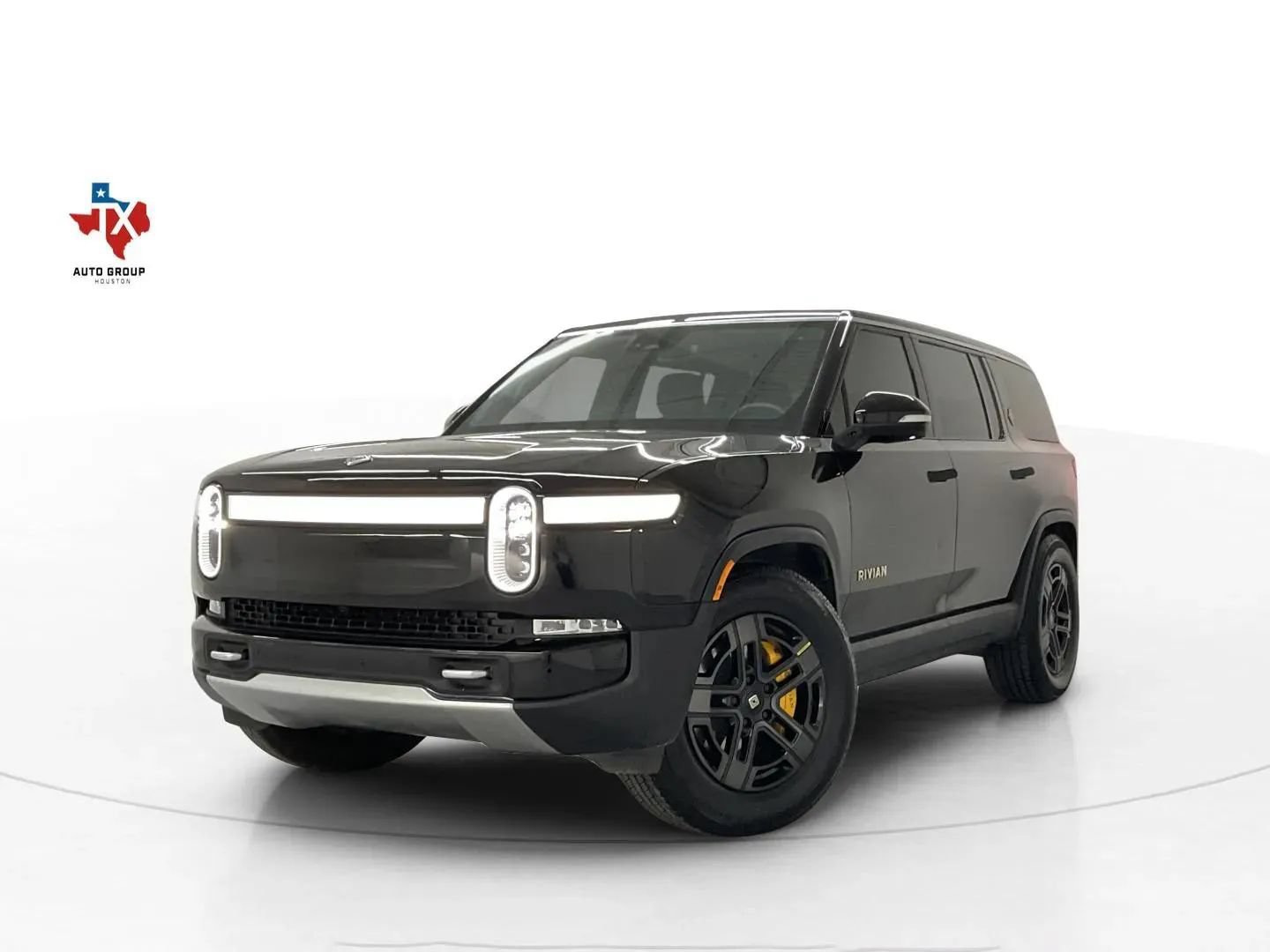 Used 2023 Rivian R1S Adventure Quad AWD/4WD image 44