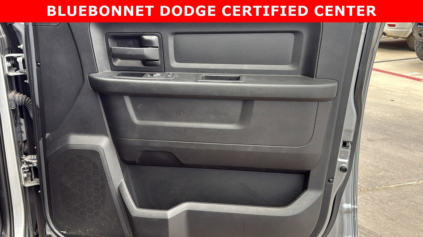 Used 2024 RAM 3500 Tradesman w/ Chrome Appearance Group image 28