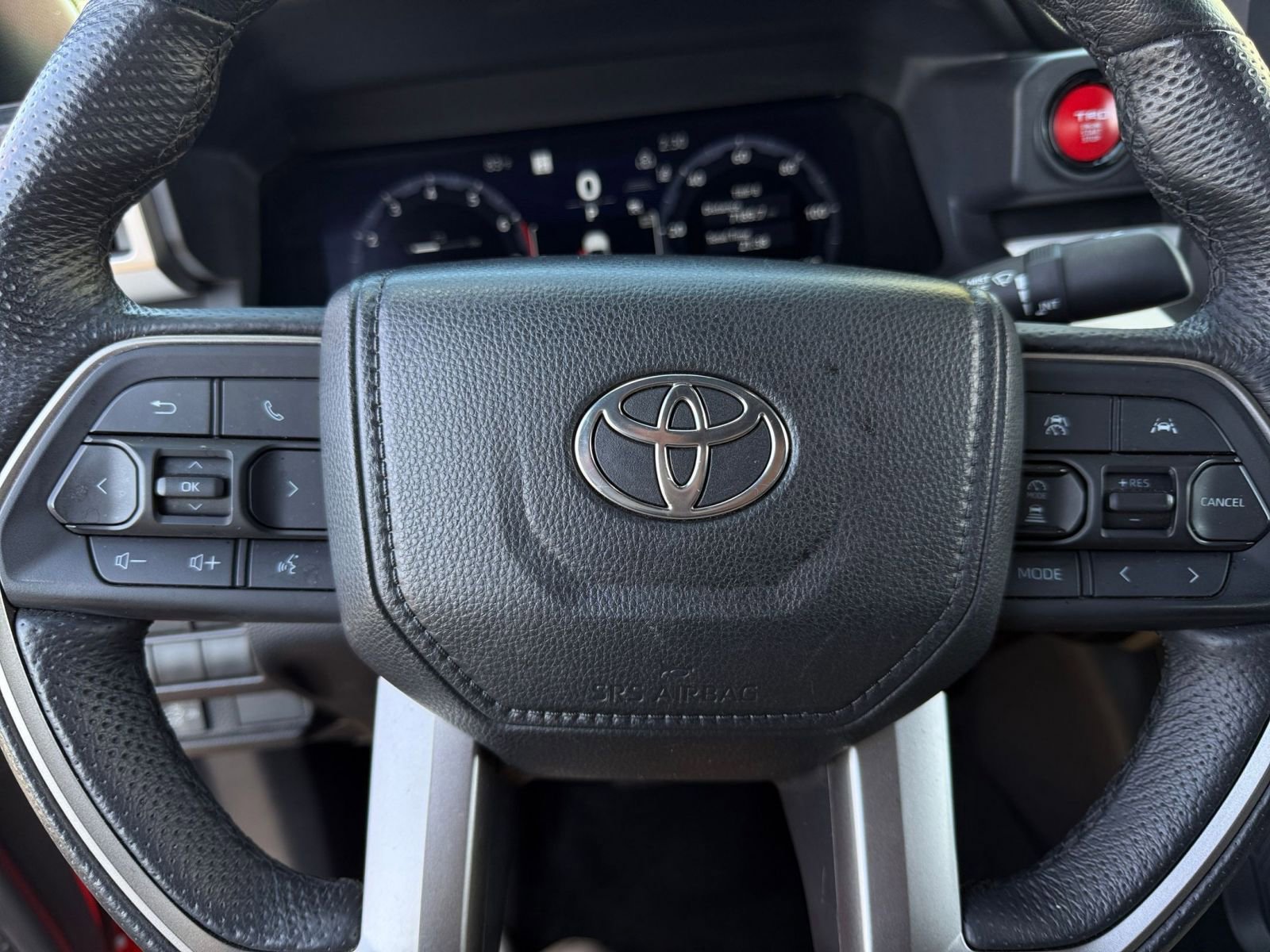 Used 2024 Toyota Tacoma TRD Off-Road AWD/4WD image 27