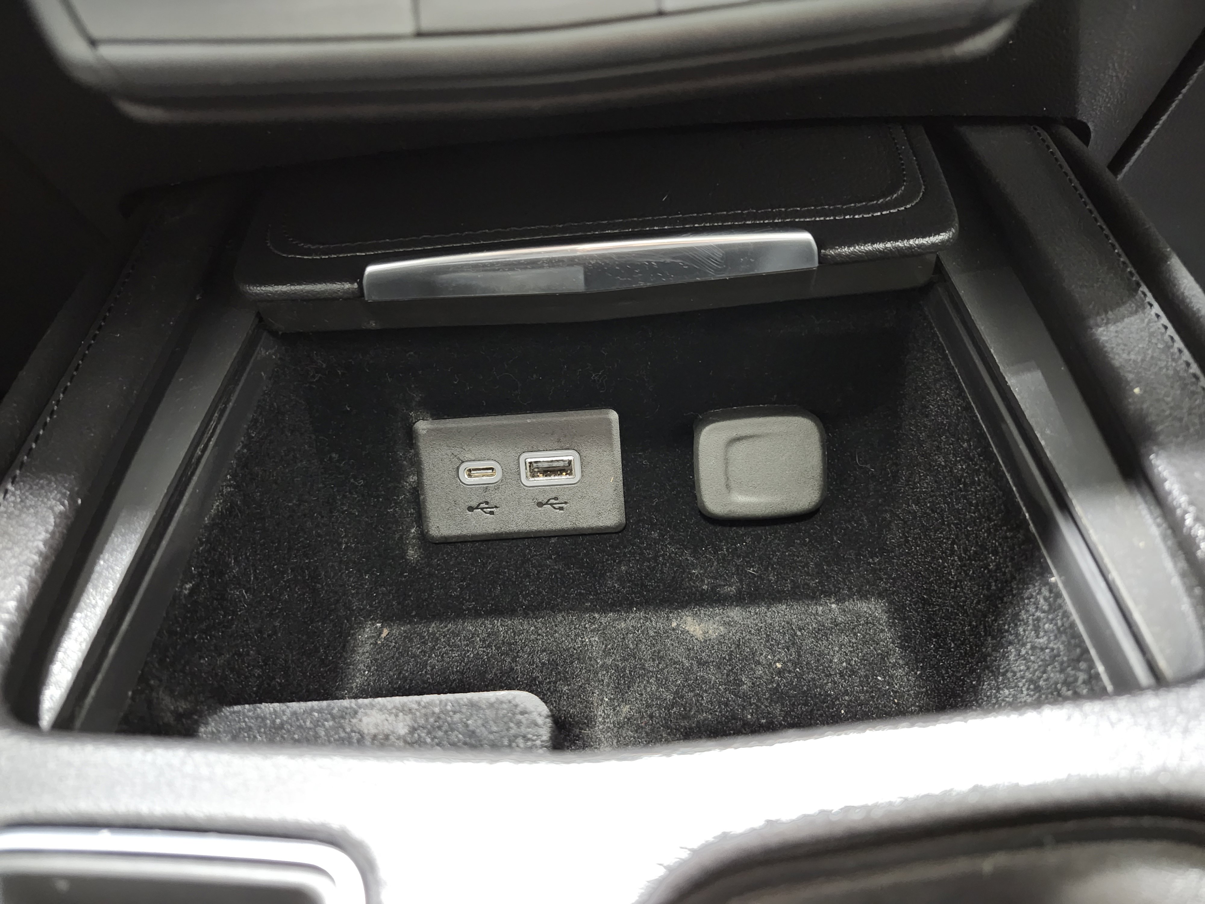 Used 2019 Cadillac XT4 Premium Luxury image 9