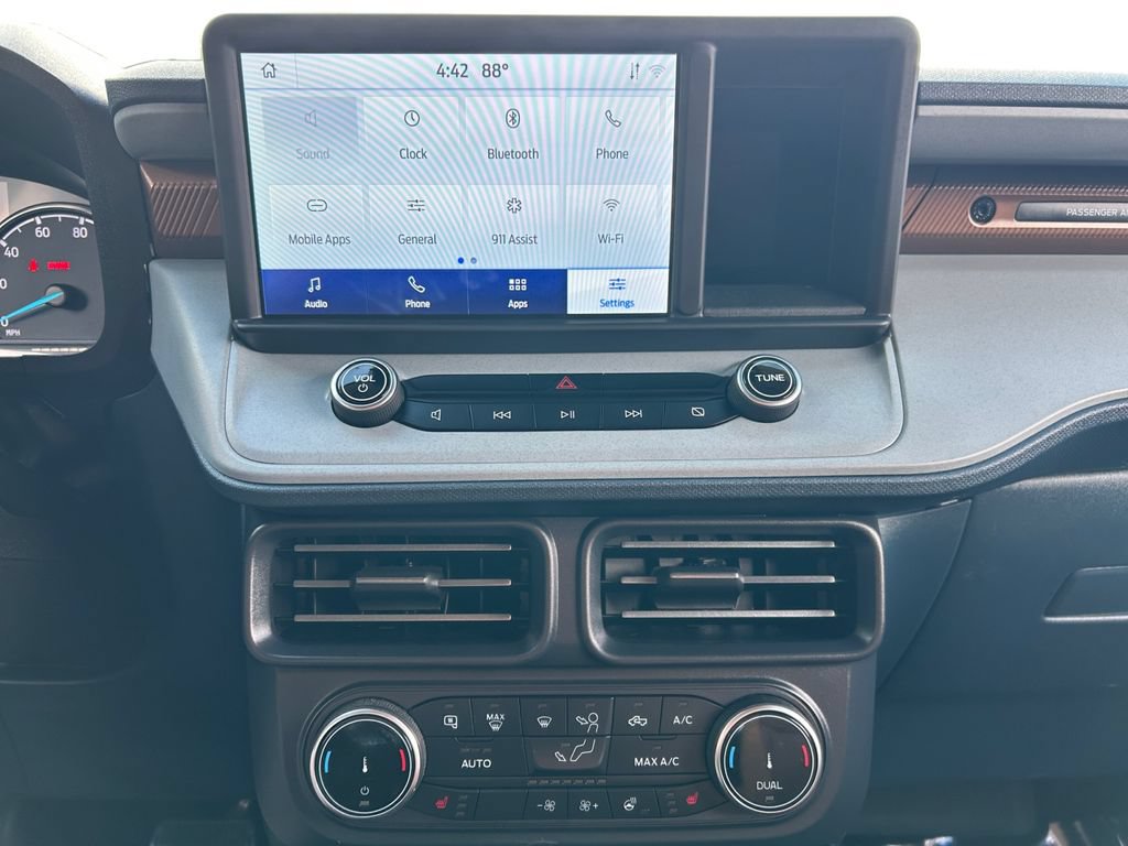 Used 2022 Ford Maverick Lariat w/ Lariat Luxury Package FWD image 25