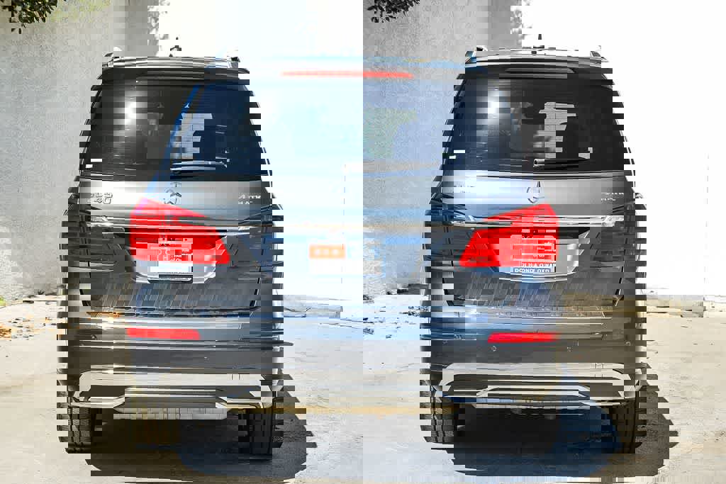 Used 2014 Mercedes-Benz GL 450 4MATIC image 5