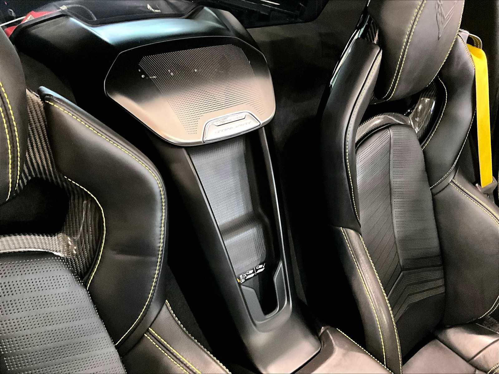 Used 2022 Chevrolet Corvette Stingray Premium Cpe w/ Z51 Performance Package image 28