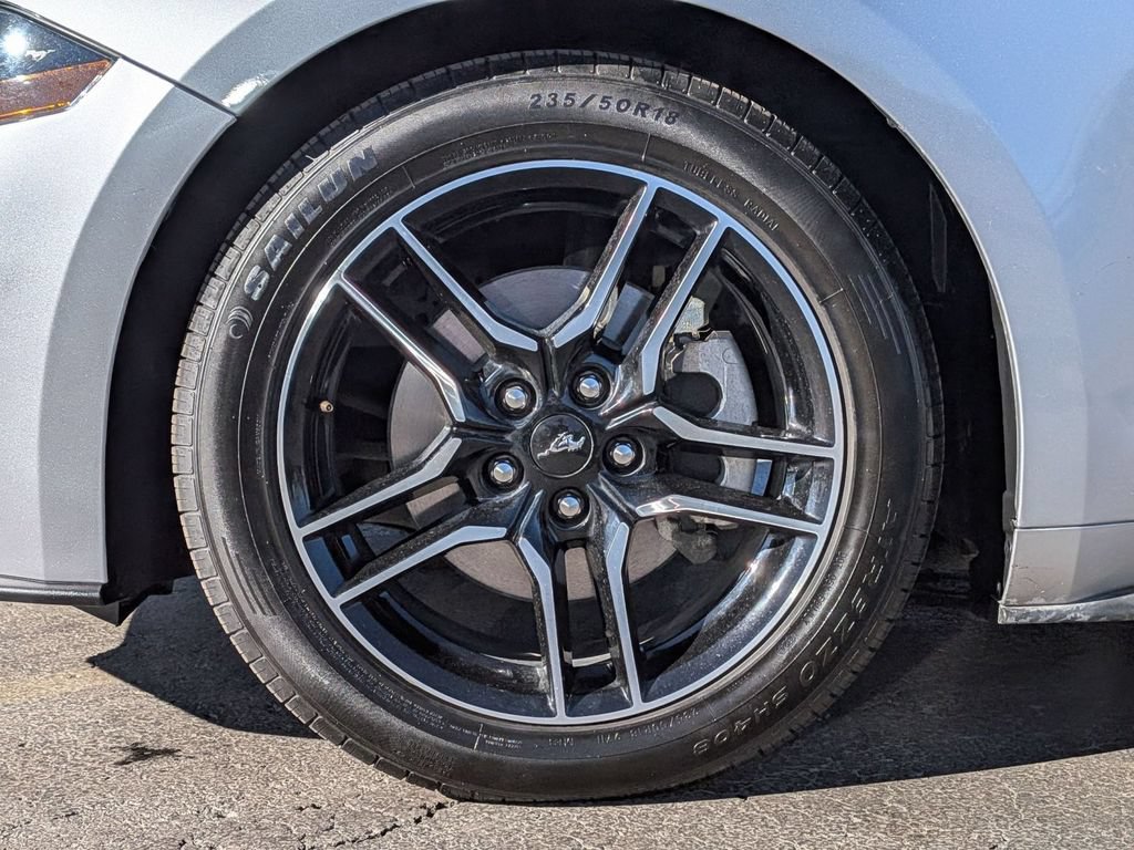 Used 2023 Ford Mustang Convertible RWD image 12