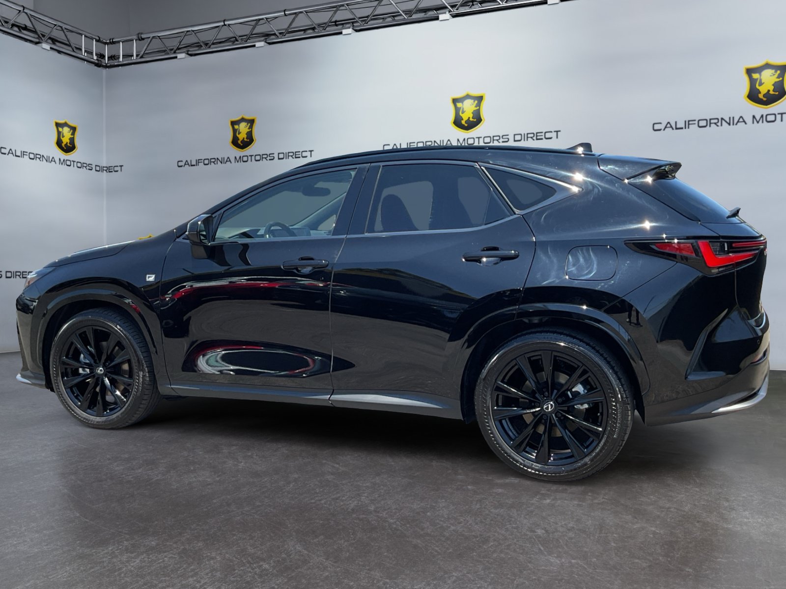 Used 2024 Lexus NX 450h+ F Sport w/ Vision Package AWD/4WD image 8