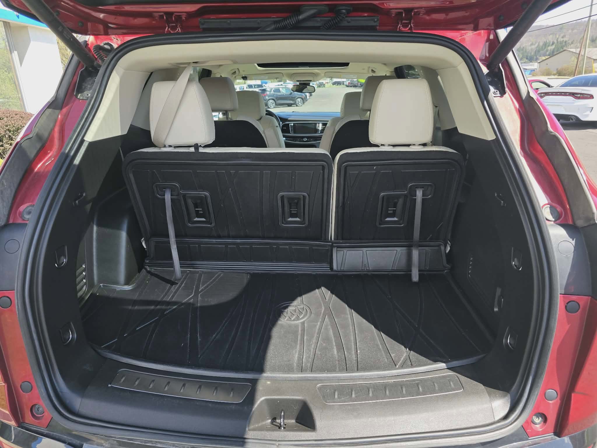 Used 2023 Buick Enclave Essence w/ Experience Buick Package AWD/4WD image 5
