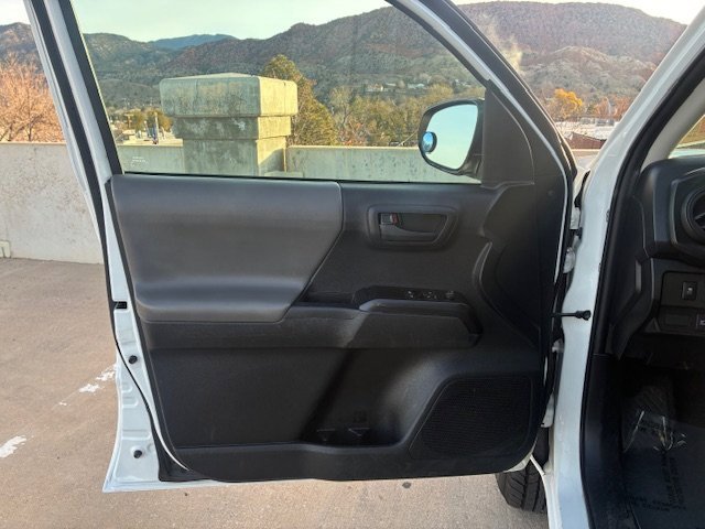 Used 2020 Toyota Tacoma SR image 13