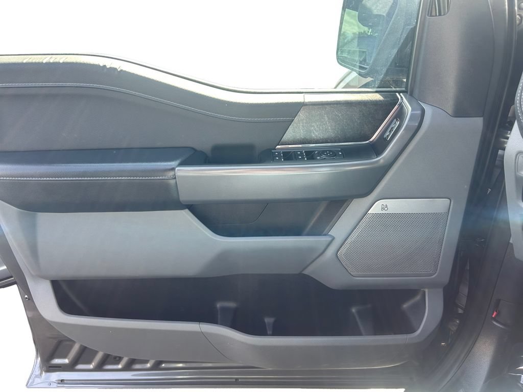 Used 2025 Ford F150 Lightning Flash AWD/4WD image 22