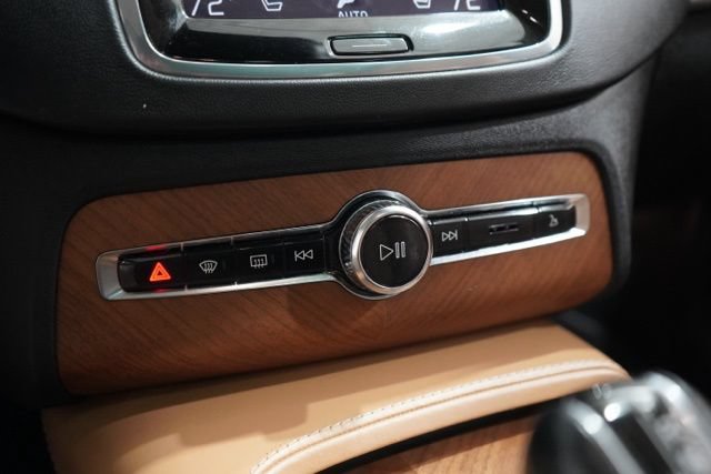 Used 2016 Volvo XC90 T6 Inscription AWD/4WD image 30
