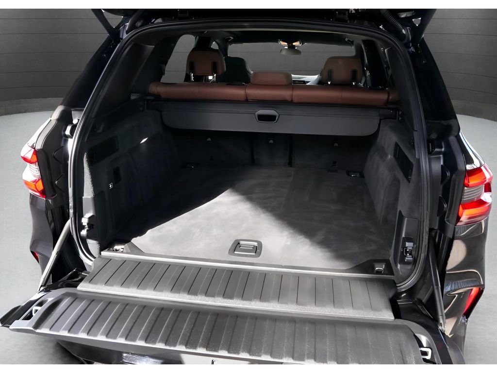 Used 2022 BMW X5 M w/ Competition Package 2 image 68