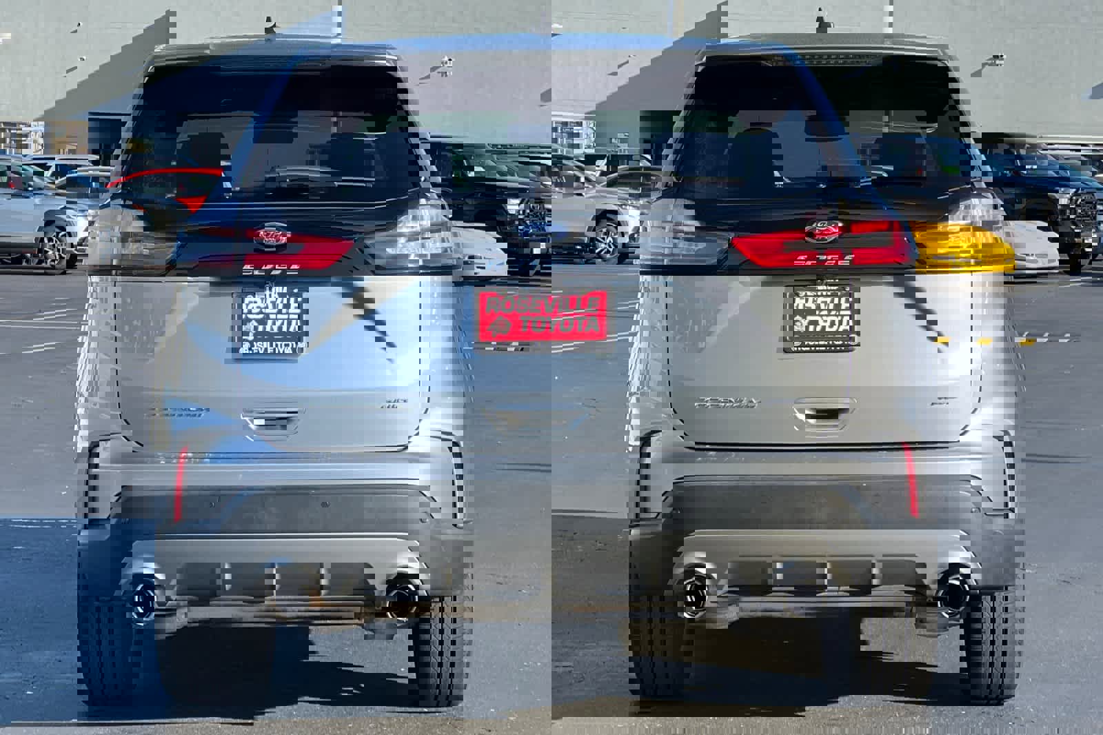 Used 2022 Ford Edge Titanium image 8