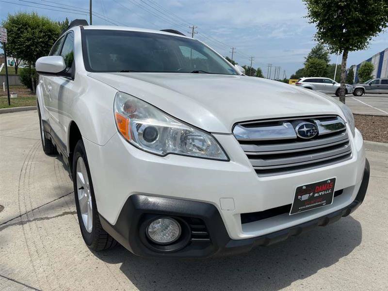 Used 2014 Subaru Outback 2.5i Premium AWD/4WD image 12