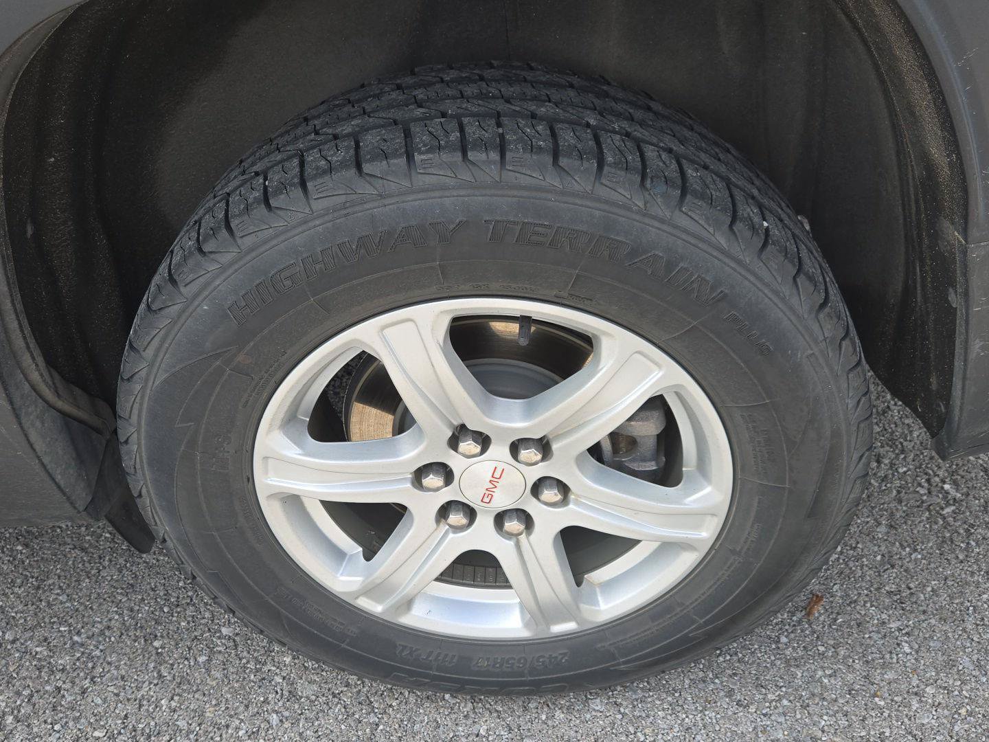 Used 2019 GMC Acadia SLE FWD image 11