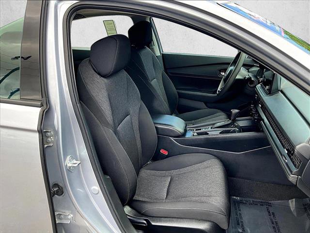 Used 2023 Honda Accord EX image 9