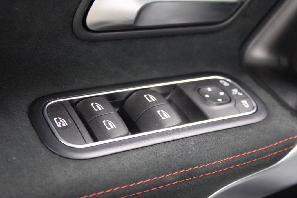Used 2025 Mercedes-Benz CLA 35 AMG 4MATIC image 15