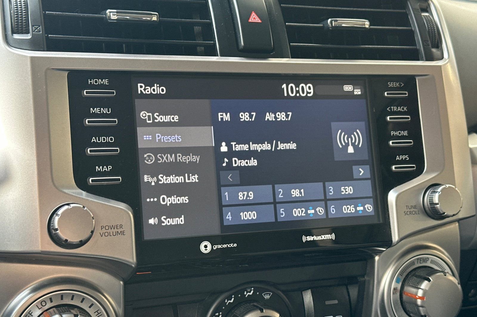 Used 2024 Toyota 4Runner SR5 AWD/4WD image 26