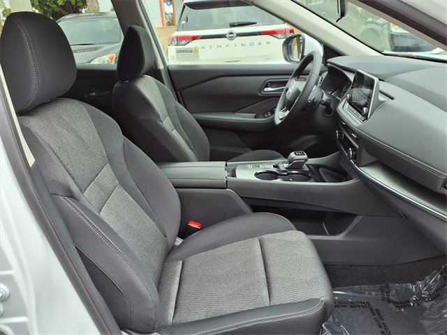 New 2026 Nissan Rogue SV image 6