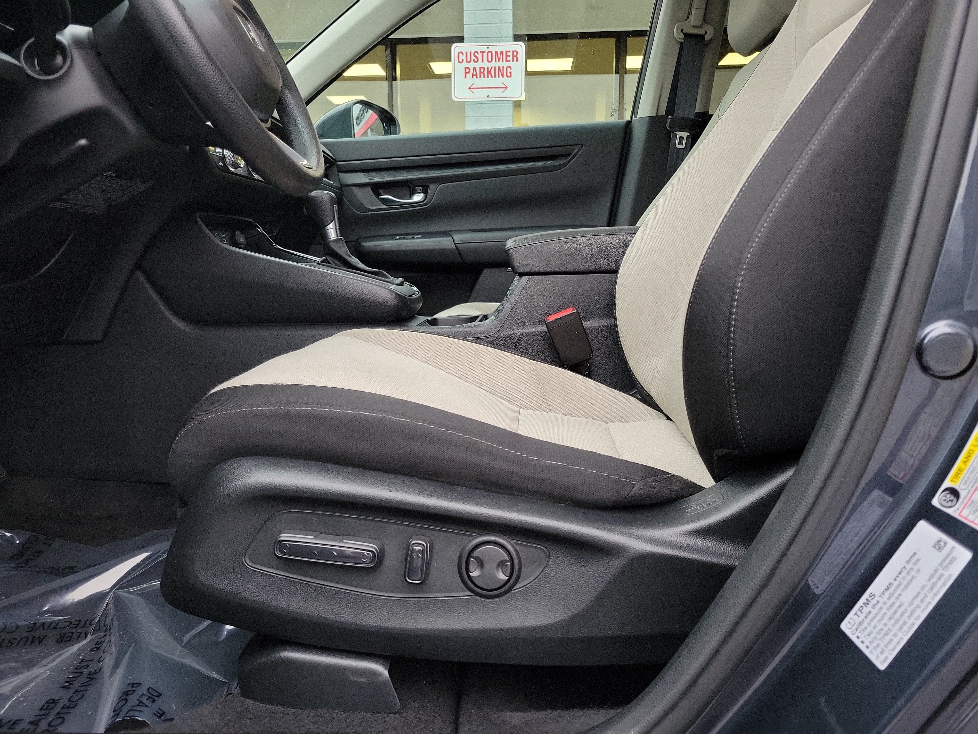 Used 2024 Honda CR-V EX image 16
