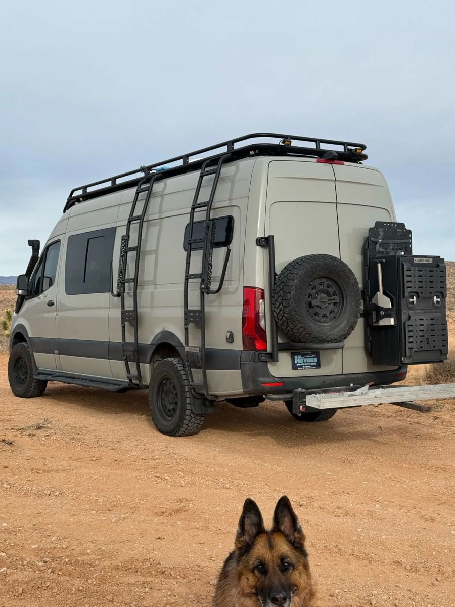 Used 2022 Mercedes-Benz Sprinter 2500 image 36