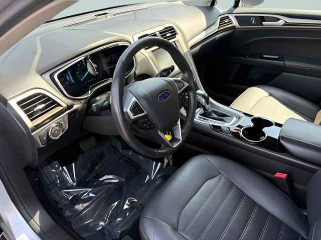 Used 2016 Ford Fusion Energi SE FWD image 8
